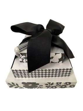 (2 for $10) Lady Jayne Ltd Tower of Notes